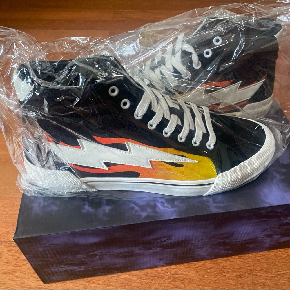 Revenge x Storm Black Flame Size 10